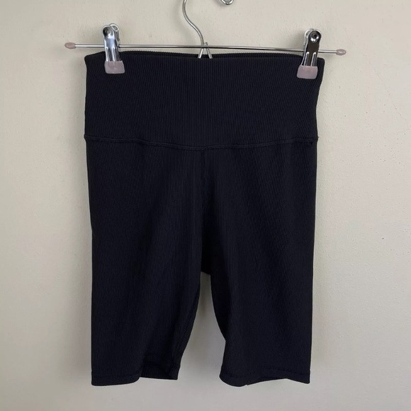 Zyia Active Reve Hustle Biker Shorts - Picture 4 of 9